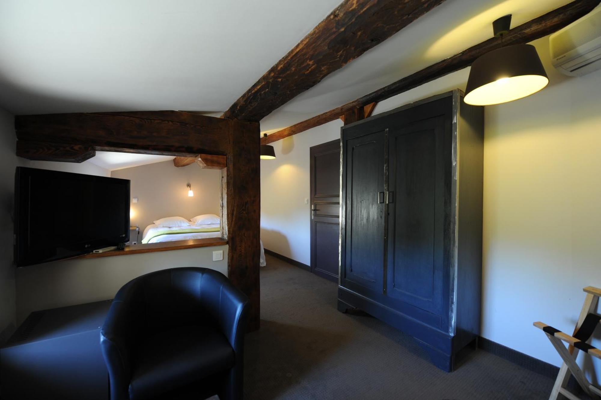 Logis Hotel Chateau De Palaja Zimmer foto